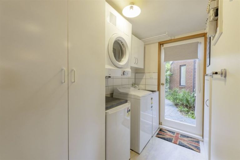 Photo of property in 105 Gardiners Road, Harewood, Christchurch, 8051