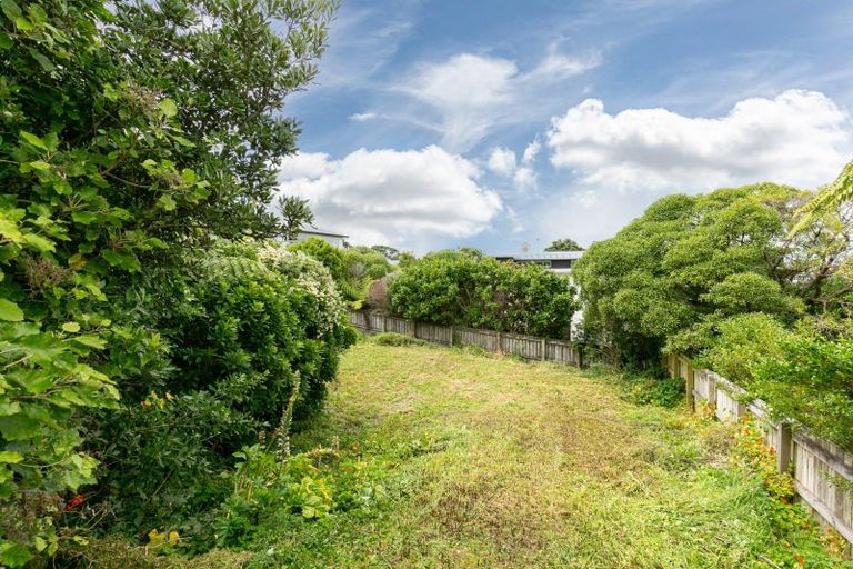 Photo of property in 34 Mandalay Terrace, Khandallah, Wellington, 6035