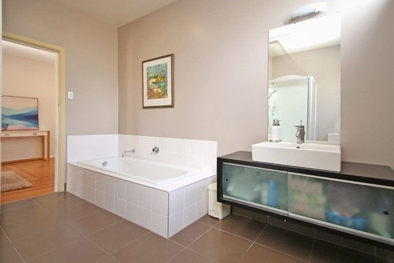 Photo of property in 21 Grace Road, Tauranga South, Tauranga, 3112