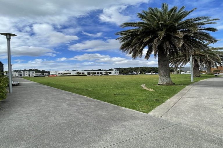 Photo of property in 284 Hobsonville Point Road, Hobsonville, Auckland, 0616