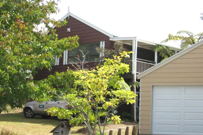 Photo of property in 8 Sunburst Lane, Torbay, Auckland, 0630