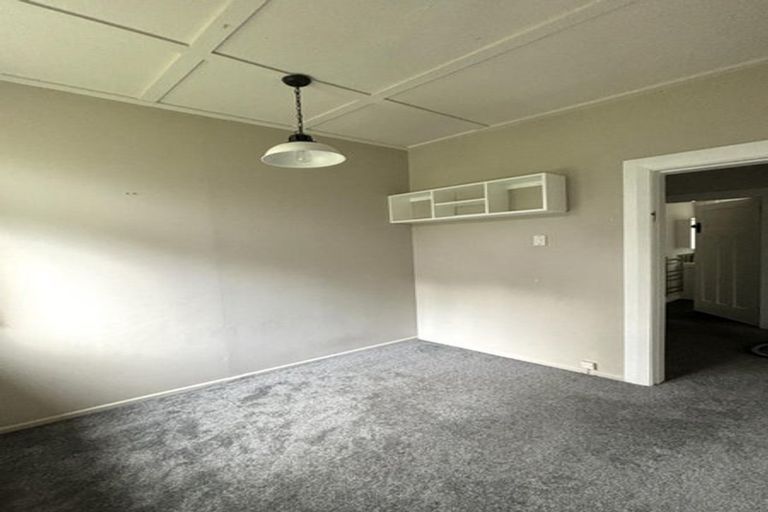 Photo of property in 32 Balfour Street, Mornington, Wellington, 6021