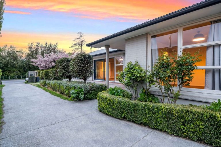 Photo of property in 283 Waimairi Road, Ilam, Christchurch, 8041