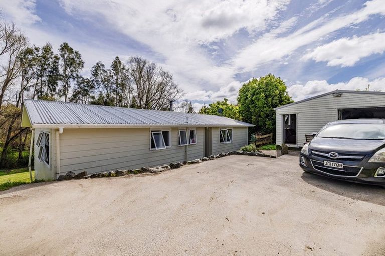 Photo of property in 20 Derrick Road, Kawakawa, 0210