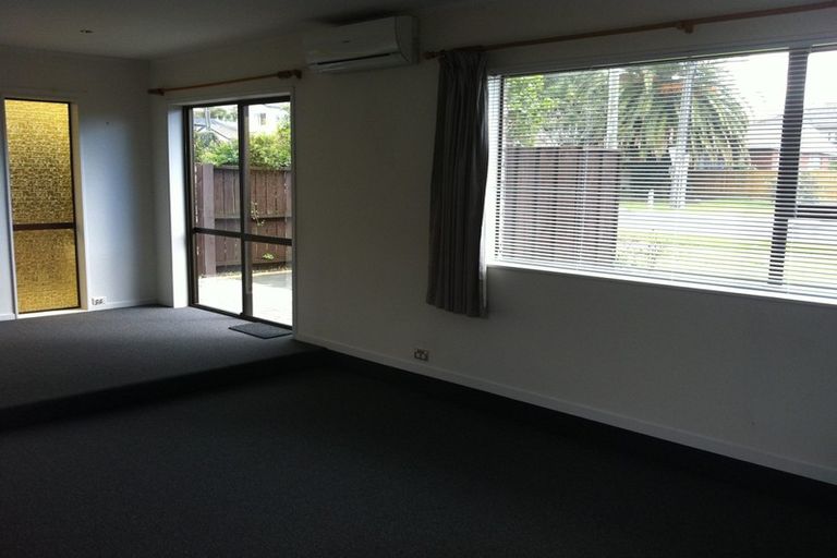 Photo of property in 1/26a Eastern Road, Eastern Beach, Auckland, 2012