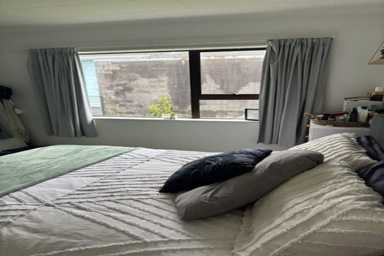 Photo of property in 211 Parklands Avenue, Bell Block, New Plymouth, 4312