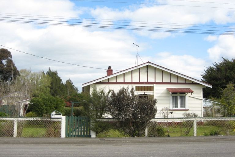 Photo of property in 57 Bibby Street, Waipawa, 4210