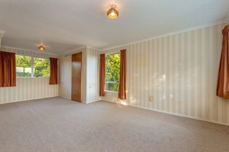 Photo of property in 16 Ferndale Place, Feilding, 4702