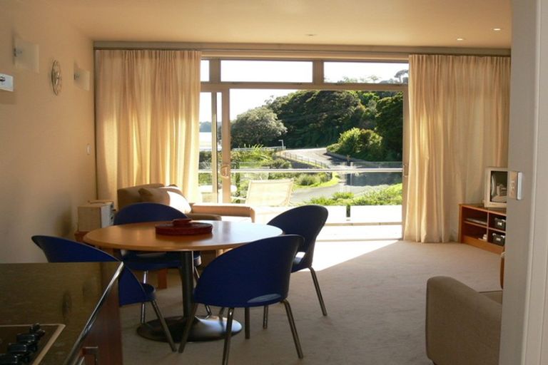 Photo of property in Bridgewater Apartments, 305/7 Te Rangi Cross Road, Paihia, 0200