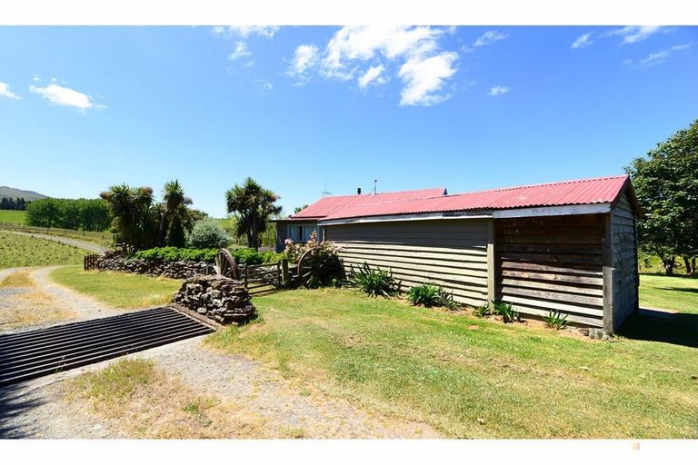 Photo of property in 617 Waihaorunga Back Road, Elephant Hill, Waimate, 7977