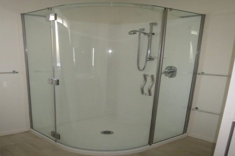 Photo of property in 1/4 Solway Avenue, Ilam, Christchurch, 8041