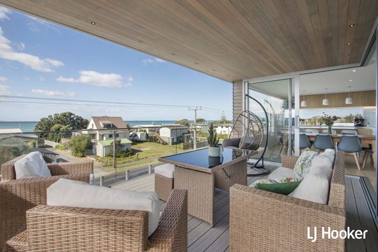 Photo of property in 246 Seaforth Road, Waihi Beach, 3611