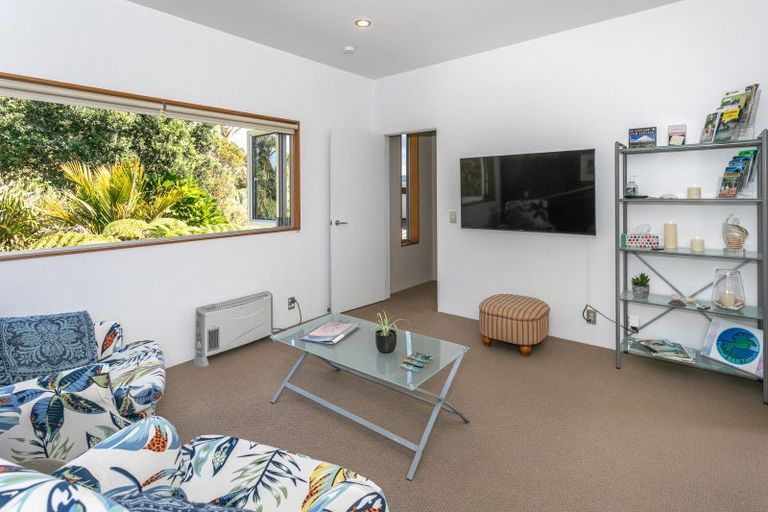 Photo of property in 2 Fantail Terrace, Tairua, 3508