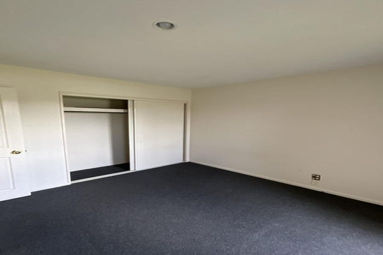 Photo of property in 6 Blue Gum Place, New Brighton, Christchurch, 8083