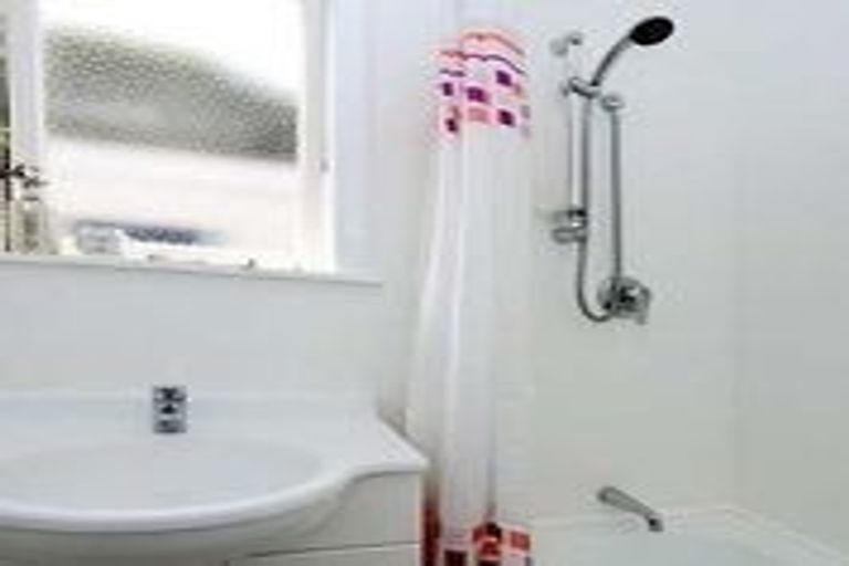 Photo of property in 49 Taylor Terrace, Tawa, Wellington, 5028