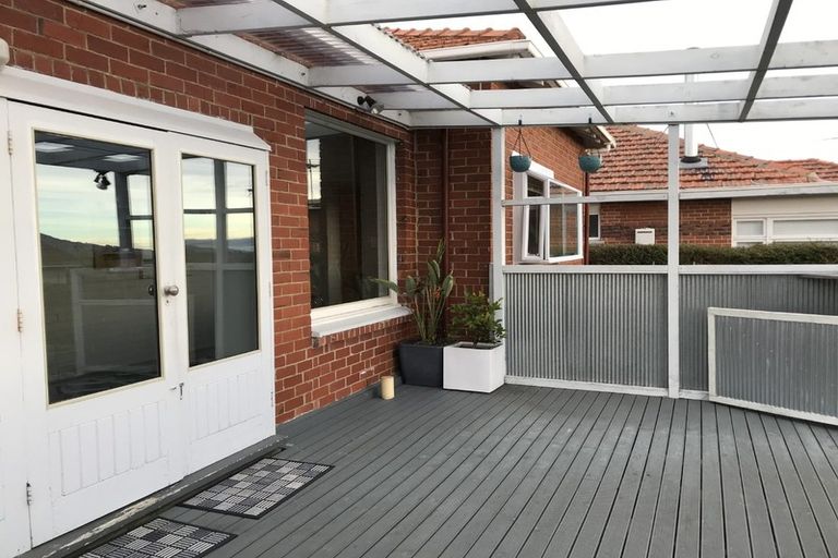 Photo of property in 180 Kenmure Road, Kenmure, Dunedin, 9011