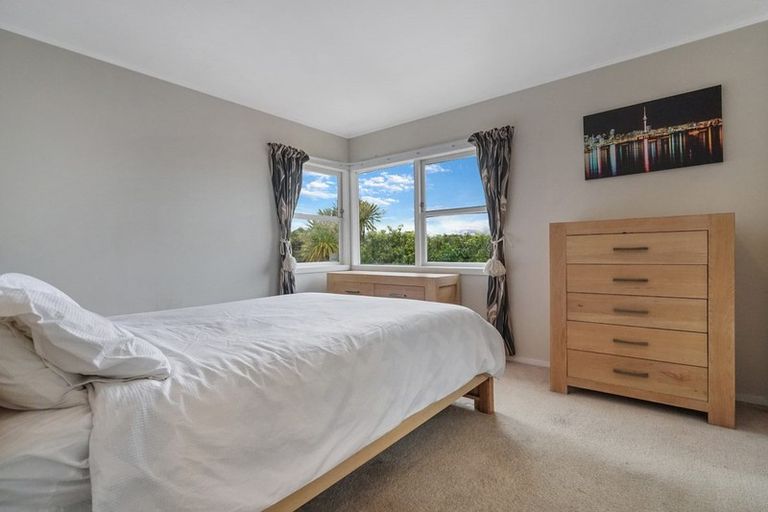 Photo of property in 34 Danbury Drive, Torbay, Auckland, 0630