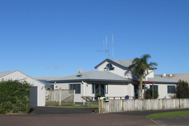 Photo of property in 30 Halcione Close, Flagstaff, Hamilton, 3210