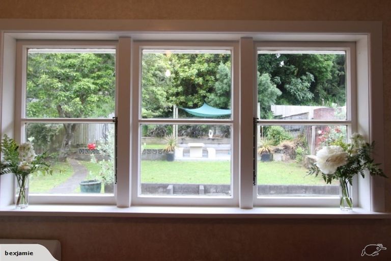 Photo of property in 34 Pembroke Street, Westown, New Plymouth, 4310