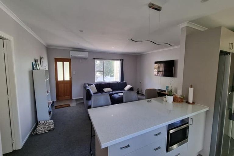 Photo of property in 3 Lerwick Terrace, Melrose, Wellington, 6023