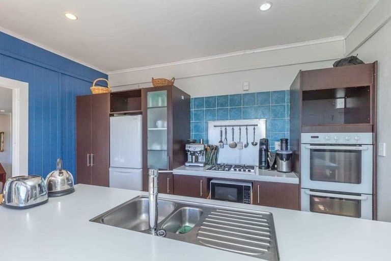 Photo of property in 328 Hokio Beach Road, Hokio Beach, Levin, 5571