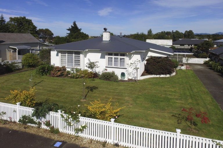 Photo of property in 62 Barraud Street, Dannevirke, 4930