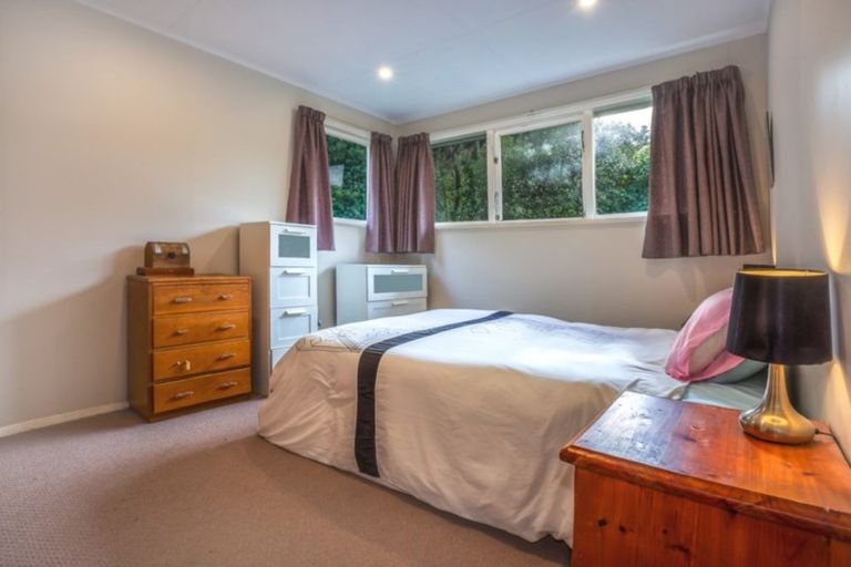 Photo of property in 7b Donlin Road, Pukerua Bay, 5026