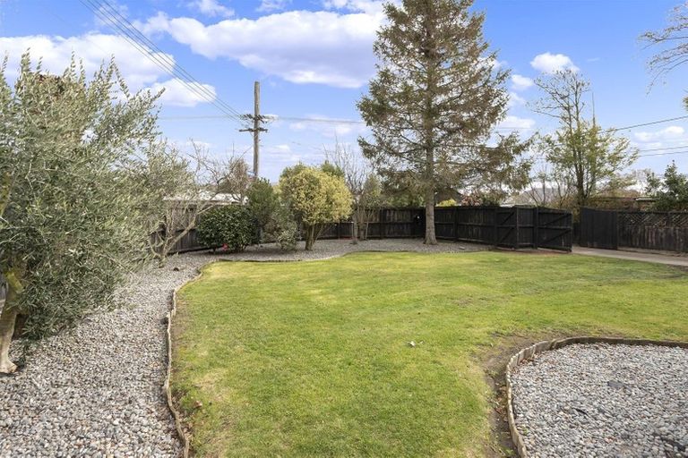 Photo of property in 172 Withells Road, Avonhead, Christchurch, 8042