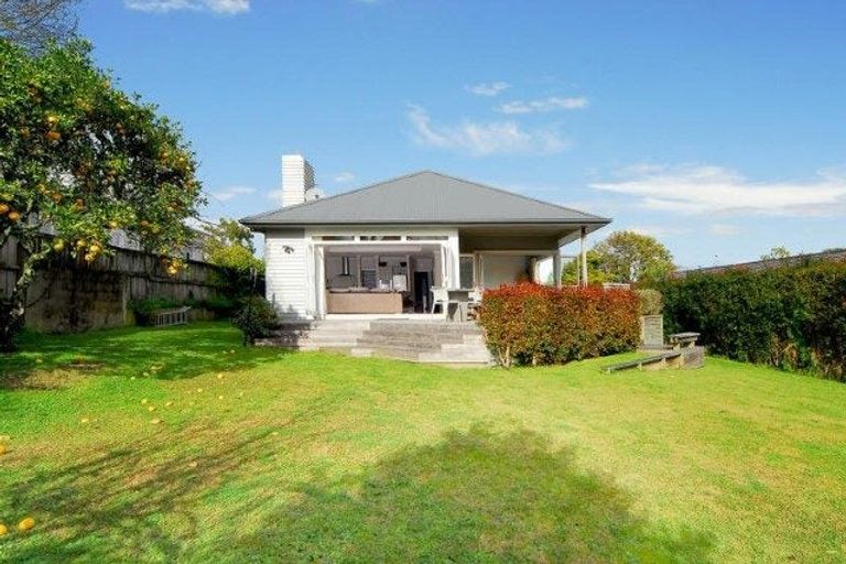 Photo of property in 68 Whitehaven Road, Glendowie, Auckland, 1071