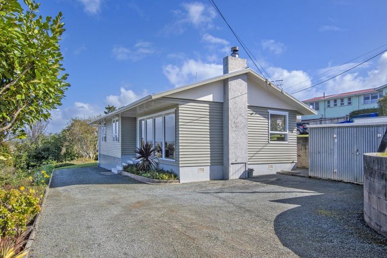 Photo of property in 104 Onerahi Road, Onerahi, Whangarei, 0110