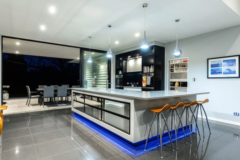 Photo of property in 18 Lee Street, Blenheim, 7201