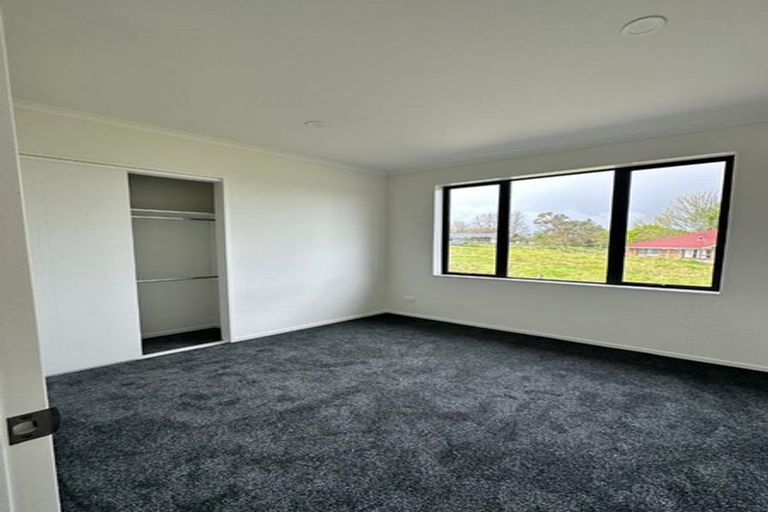 Photo of property in 8a Gracechurch Drive, Flat Bush, Auckland, 2016