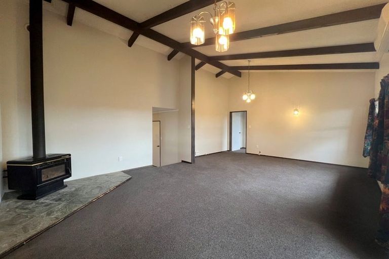 Photo of property in 16 Church Road, Pukete, Hamilton, 3200