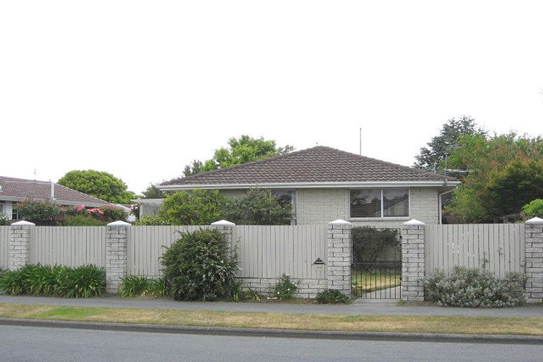 Photo of property in 46 Ashwood Street, Parklands, Christchurch, 8083