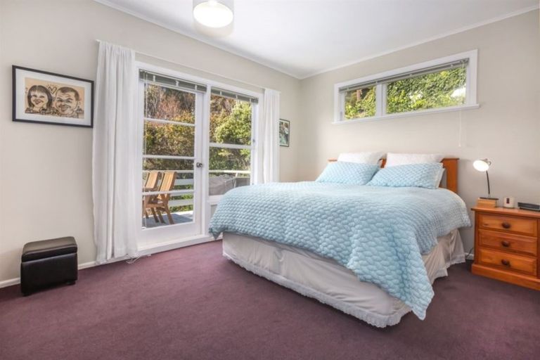 Photo of property in 4 Taupo Crescent, Plimmerton, Porirua, 5026