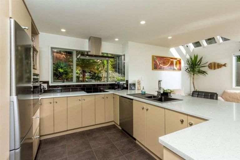 Photo of property in 7a Valley Road, Browns Bay, Auckland, 0630