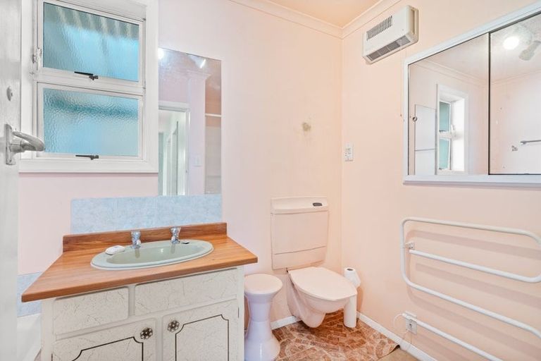 Photo of property in 2/2 Mavin Road, Hoon Hay, Christchurch, 8025