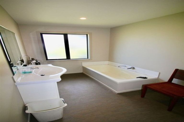 Photo of property in 5 Keats Place, Hanmer Springs, 7334