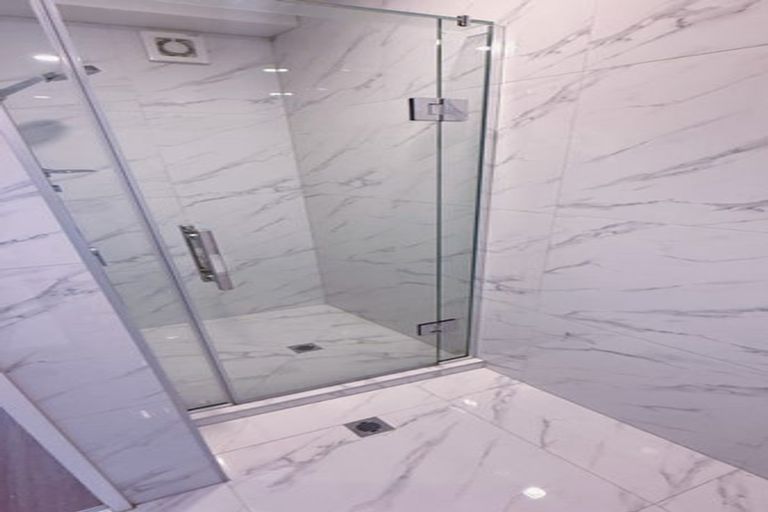 Photo of property in 309 Don Buck Road, Massey, Auckland, 0614