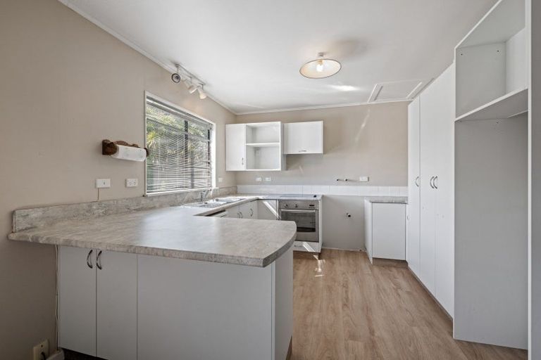 Photo of property in 62 Waikawa Road, Picton, 7220