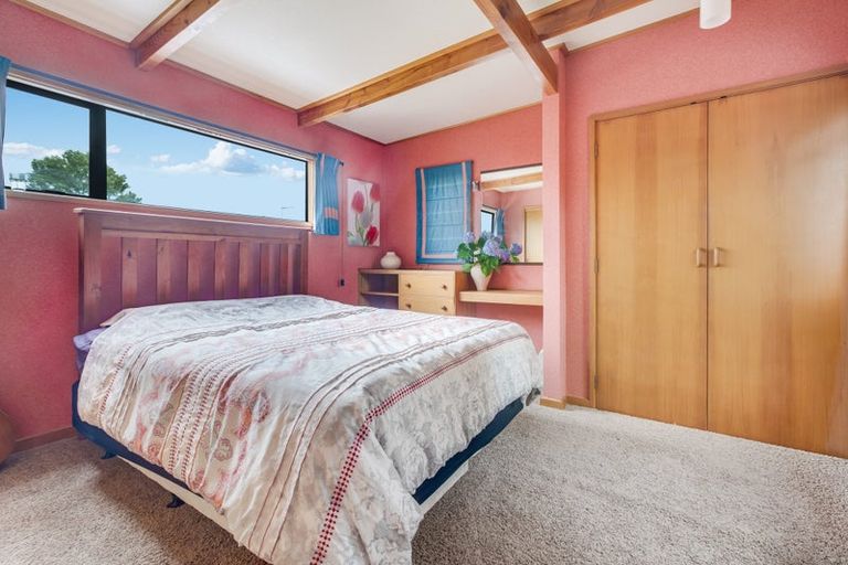 Photo of property in 18 Casey Avenue, Fairfield, Hamilton, 3214