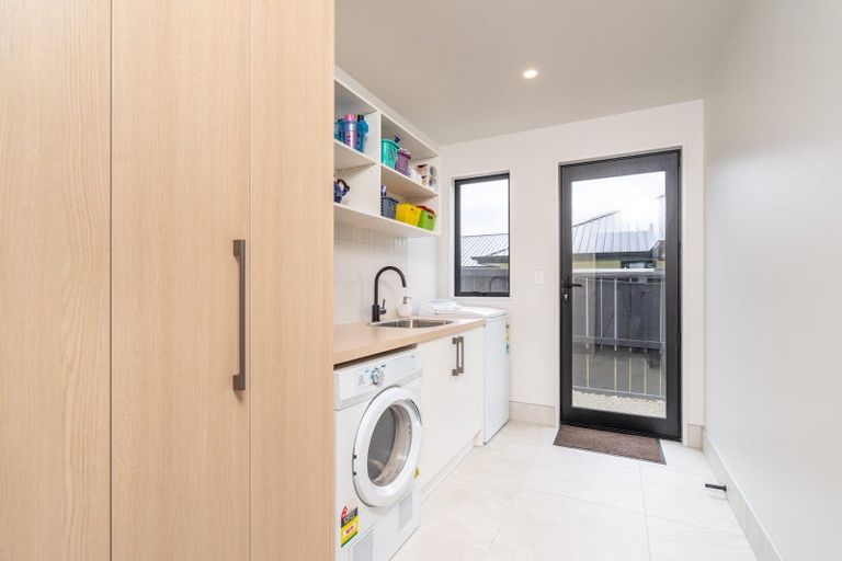 Photo of property in 143 Wingatui Road, Mosgiel, 9024