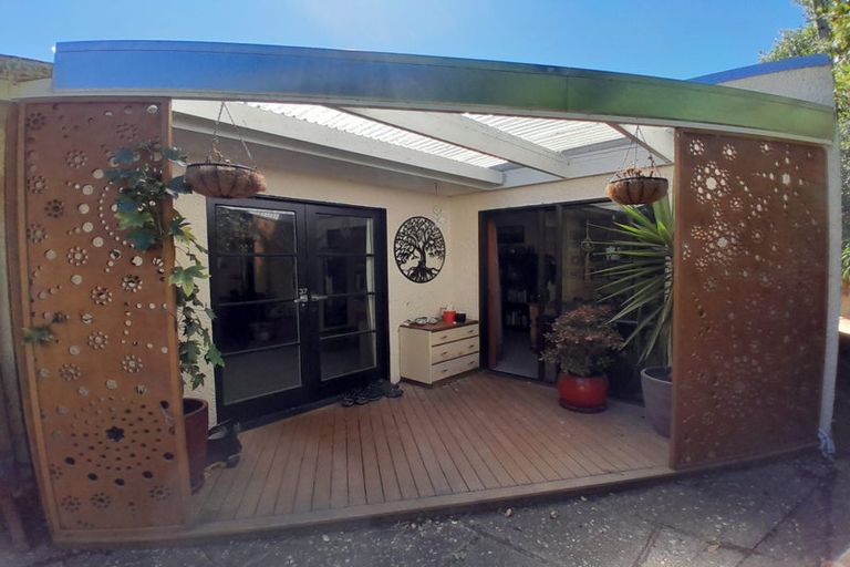 Photo of property in 37 Porterfield Street, Macandrew Bay, Dunedin, 9014