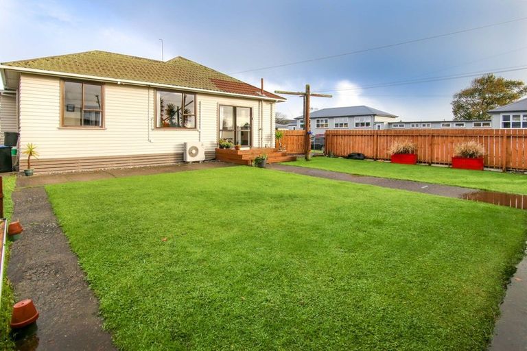 Photo of property in 1 Webb Street, Westport, 7825