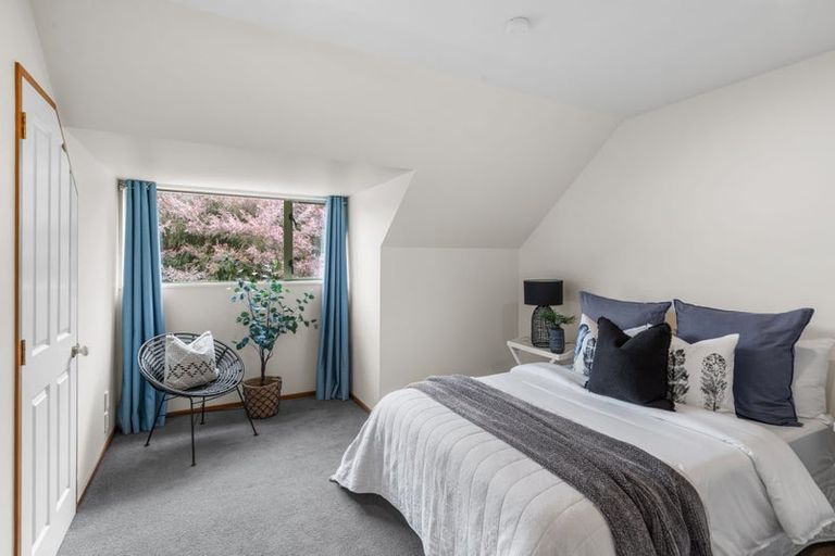 Photo of property in 1/130 Maidstone Road, Ilam, Christchurch, 8041