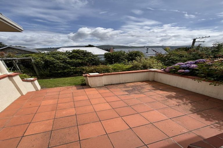 Photo of property in 30 Brownville Crescent, Maori Hill, Dunedin, 9010