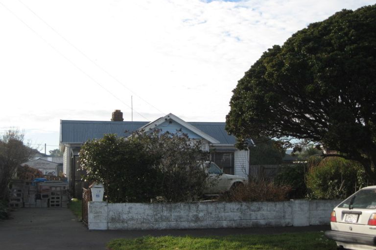 Photo of property in 37 Estuary Road, New Brighton, Christchurch, 8061