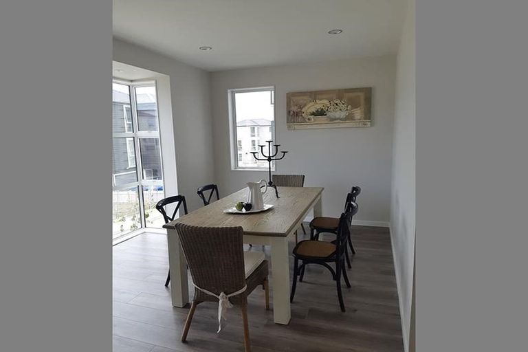 Photo of property in 19 Nephrite Lane, Henderson, Auckland, 0610