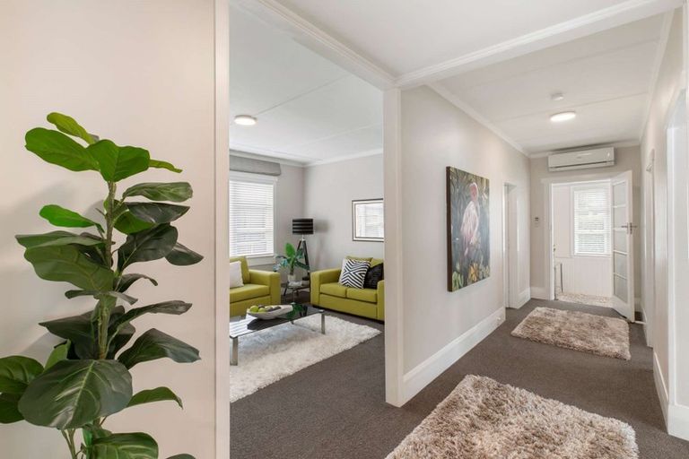 Photo of property in 1/56 East Street, Papakura, 2110