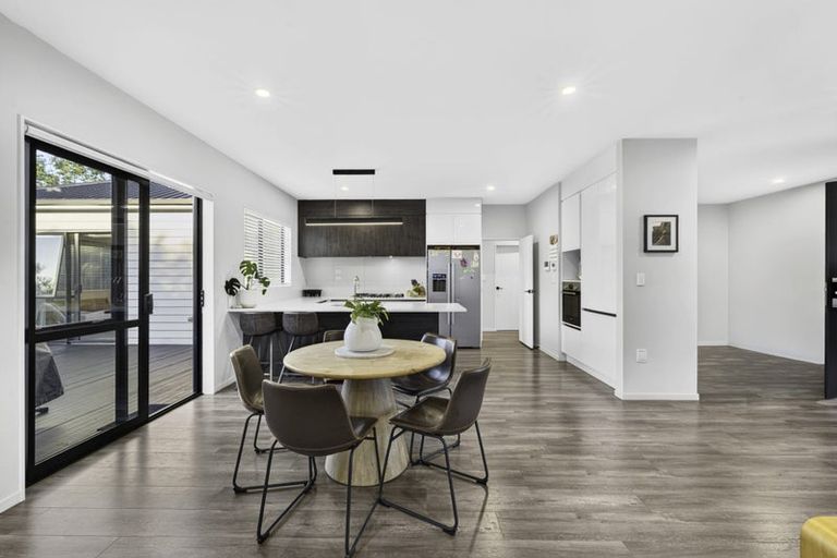 Photo of property in 9 Pukemarino Road, Waimauku, 0812